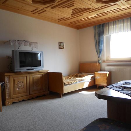 Ferienwohnungen/Holiday Apartments Lederer Reisach Exteriör bild