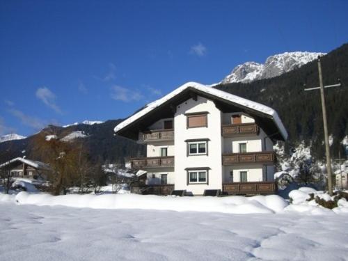 Ferienwohnungen/Holiday Apartments Lederer Reisach Exteriör bild